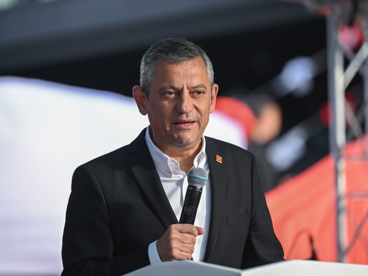 Özgür Özel'den Çankaya'da gençlik ve demokrasi vurgusu
