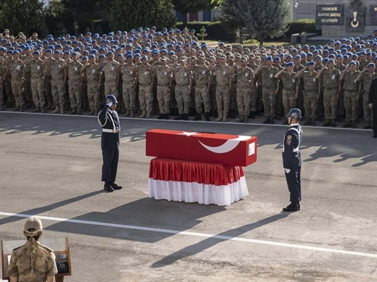 Görevi başında kalp krizi geçiren uzman çavuş şehit oldu