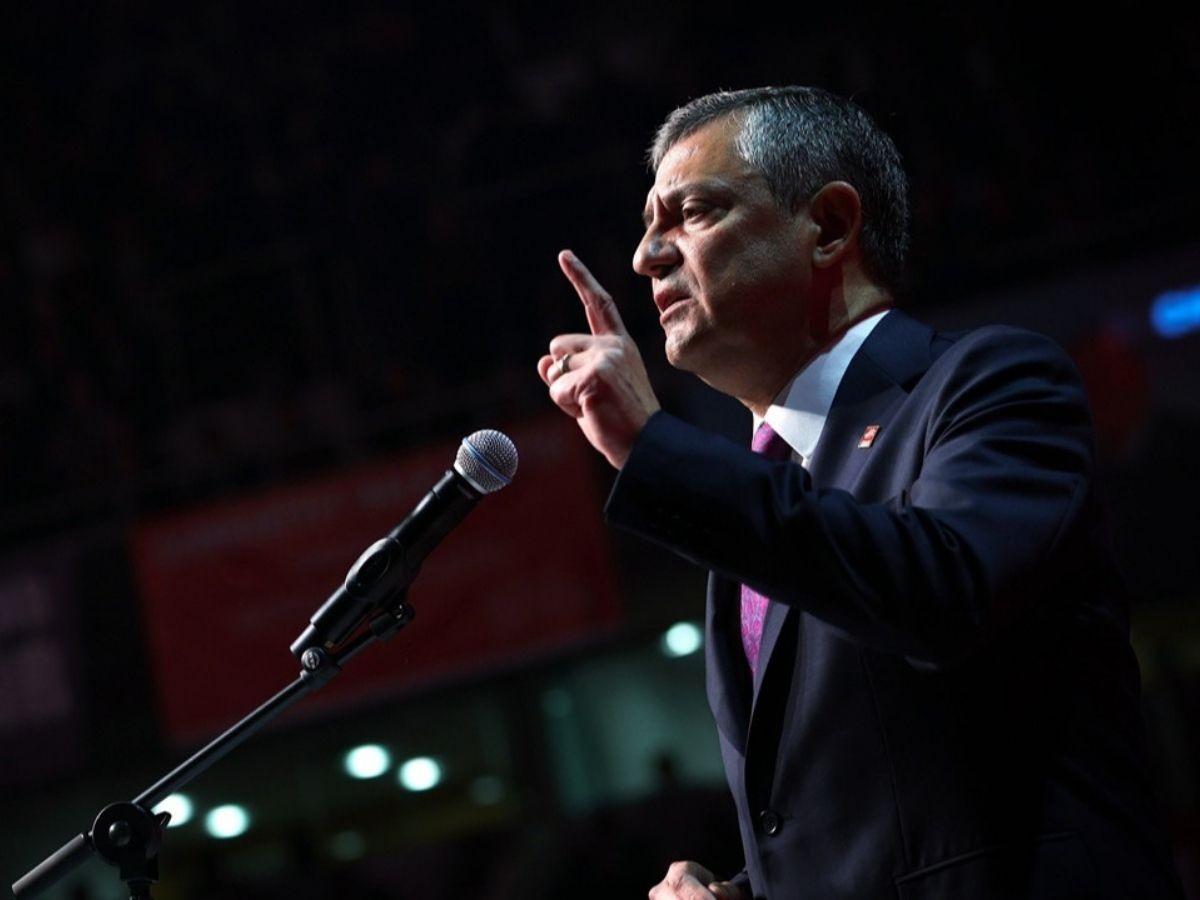 Özgür Özel CHP'nin asgari ücret teklifini açıkladı