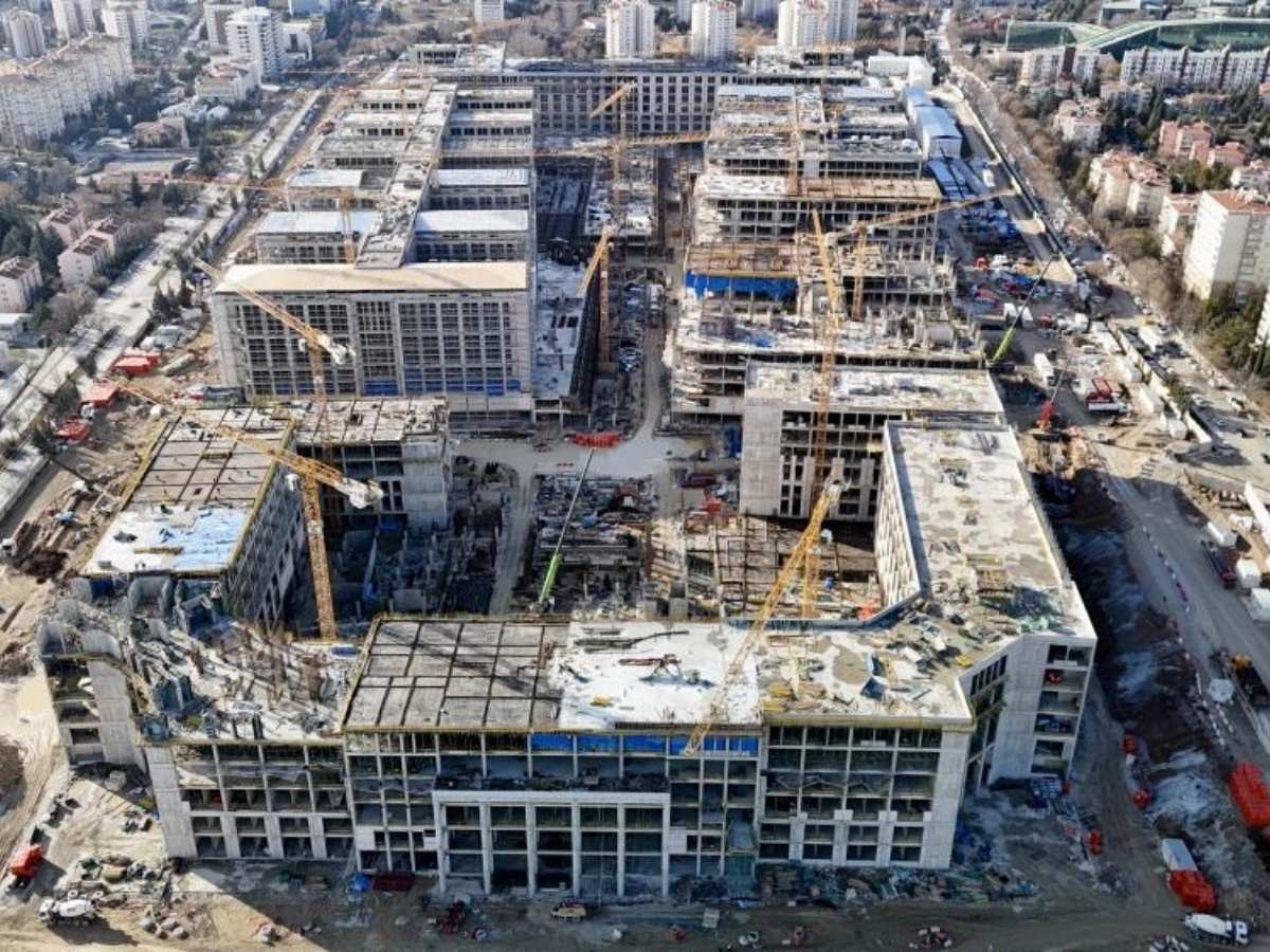 Dünyanın en büyük Adalet Sarayı, Ankara'da yükselmeye devam ediyor!