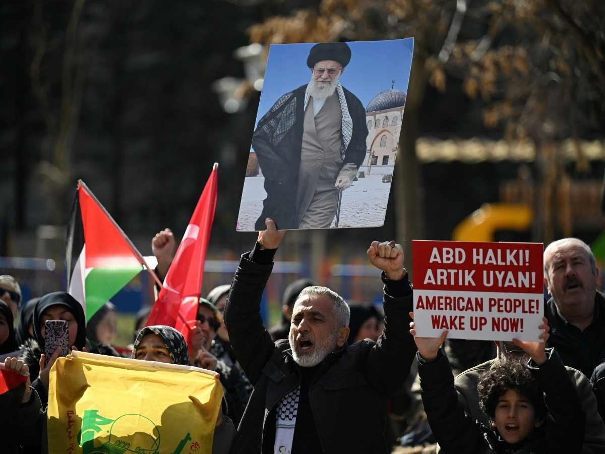 Ankara'da ABD ve İsrail'in İran'a yönelik saldırıları protesto edildi