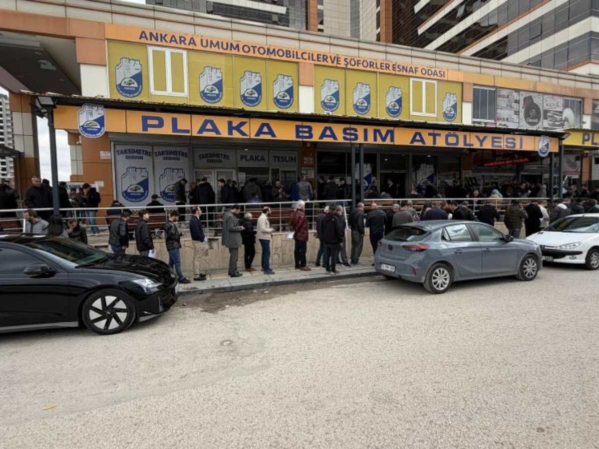 Ankara'da APP plaka değişiminde son gün yoğunluğu yaşandı