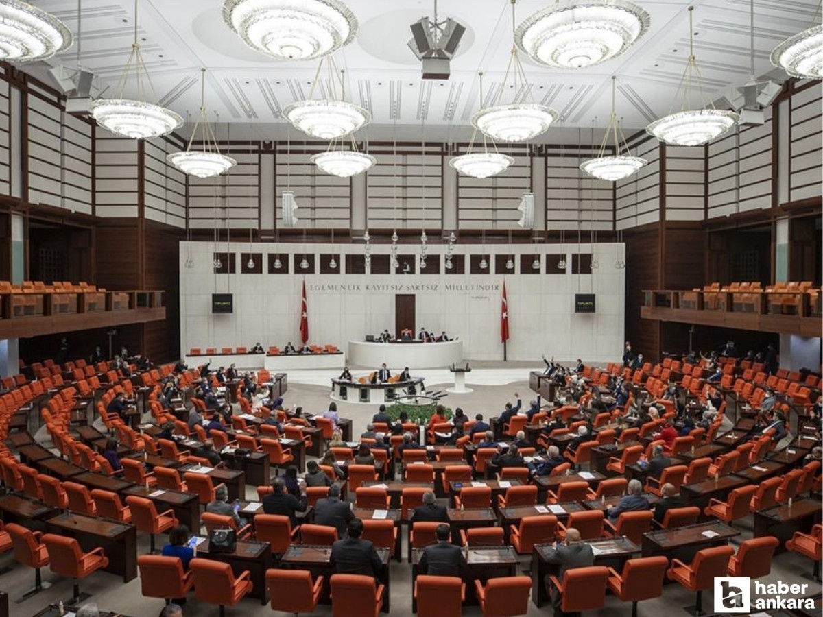 Sosyal medya ve doğum izni düzenlemeleri Meclis'te!