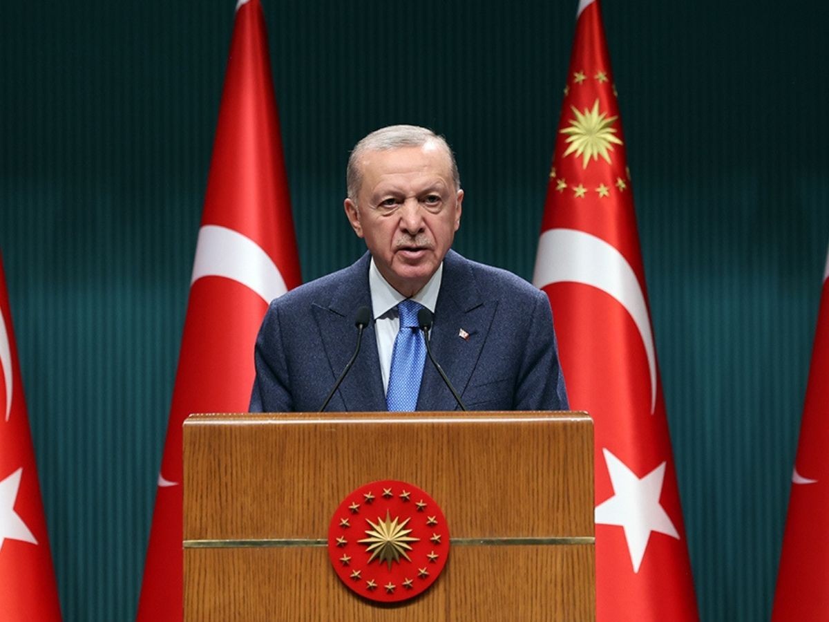 Cumhurbaşkanı Erdoğan'dan kabine sonrası ekonomi, İran ve seçim mesajları