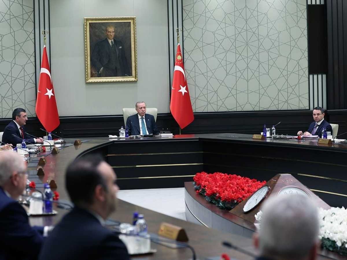 Kabine bugün başkent Ankara'da yoğun gündemle toplanıyor!