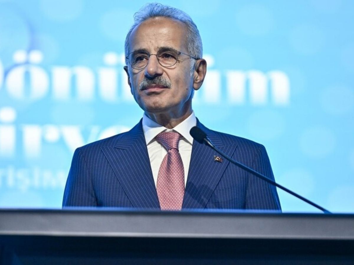 Bakan Uraloğlu: "Kızılay merkeze 17 kilometre mesafede modern bir havalimanı kazandırdık"