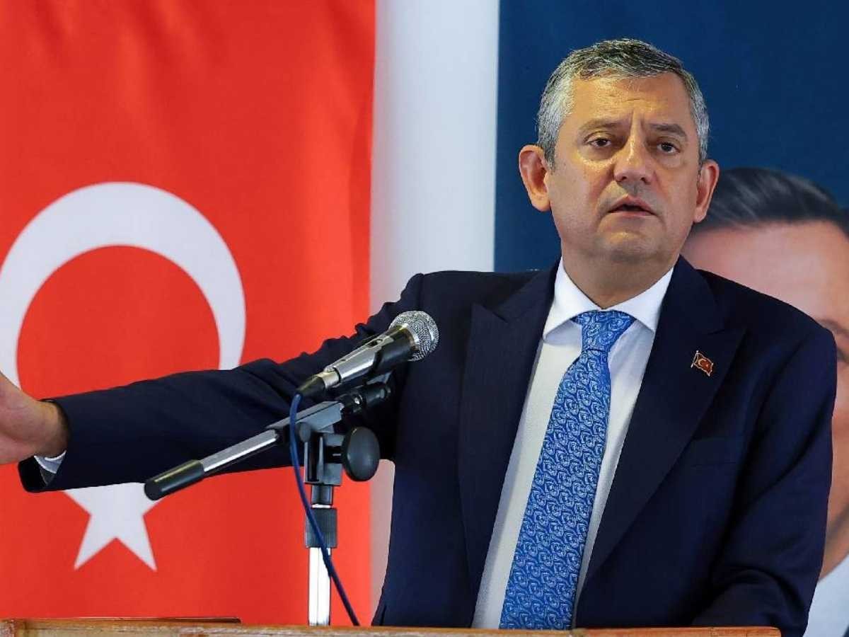 Yeni Parti Başkanı Özel'den Mansur Yavaş açıklaması: 'Ortak hareket ediyoruz'