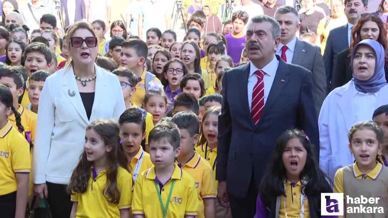 Bakan Tekin Arjantin İlkokulu'nda 2024- 2025 Eğitim Öğretim Yılı Açılış Töreni'ne katıldı