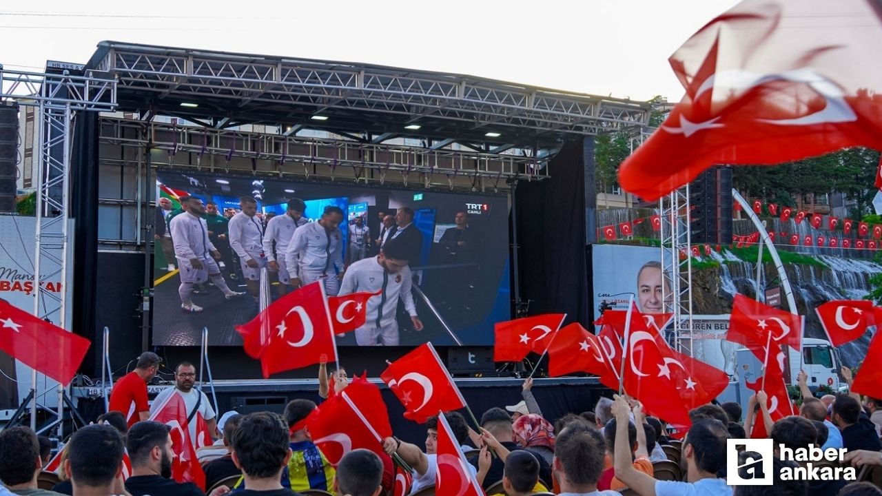 Keçiören Belediyesi milli takımın İzlanda maçını dev ekrandan yayınlayacak