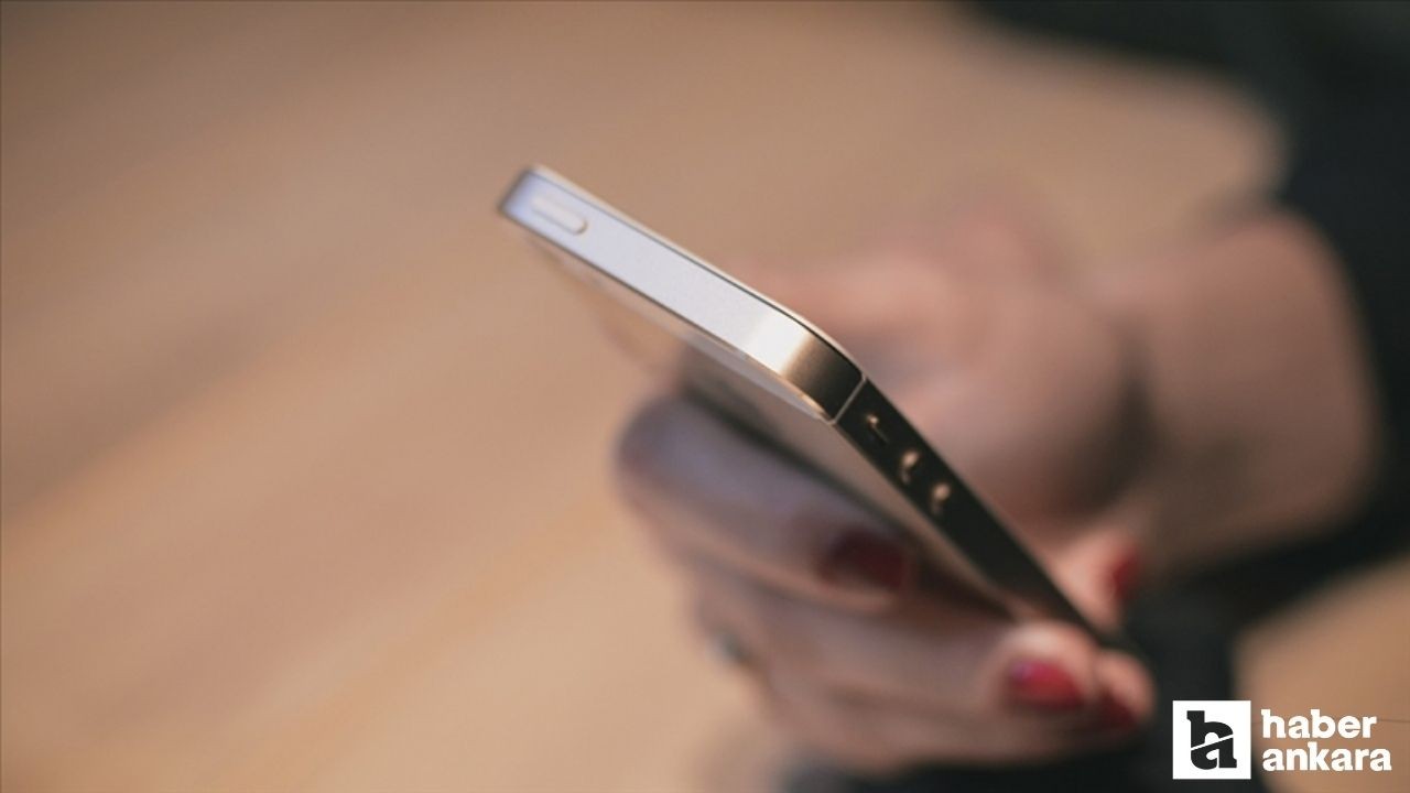 Cep telefonu ile yatağa girenler dikkat! Yeni zararı ortaya çıktı