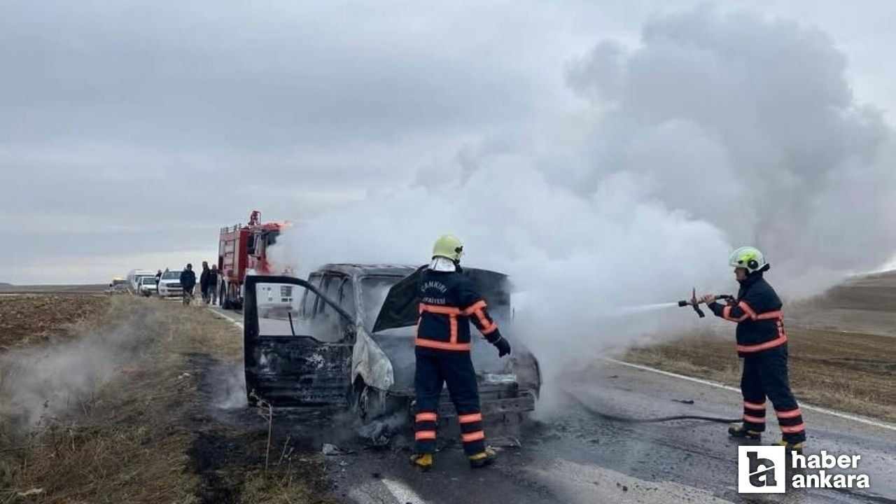 Çankırı'da bir araç alev aldı!