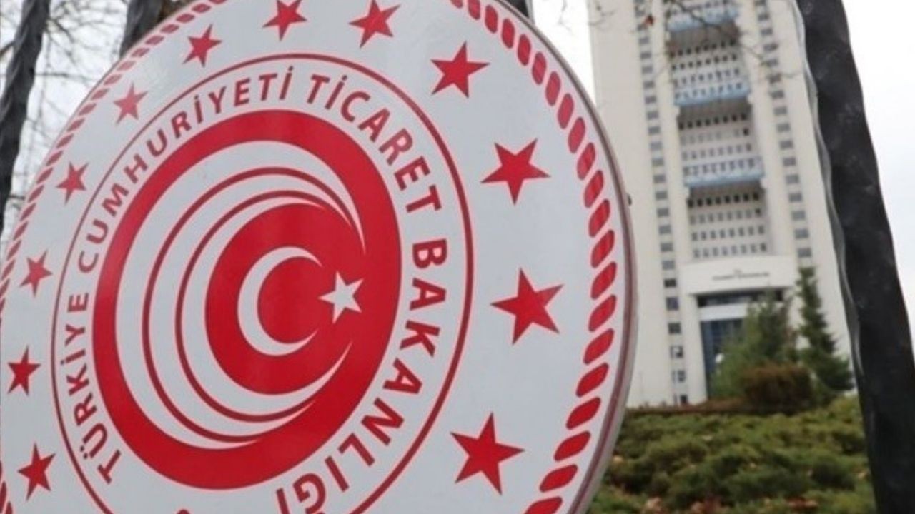Mart ayında dış ticaret, ihracat artışıyla 54 milyar doları geçti