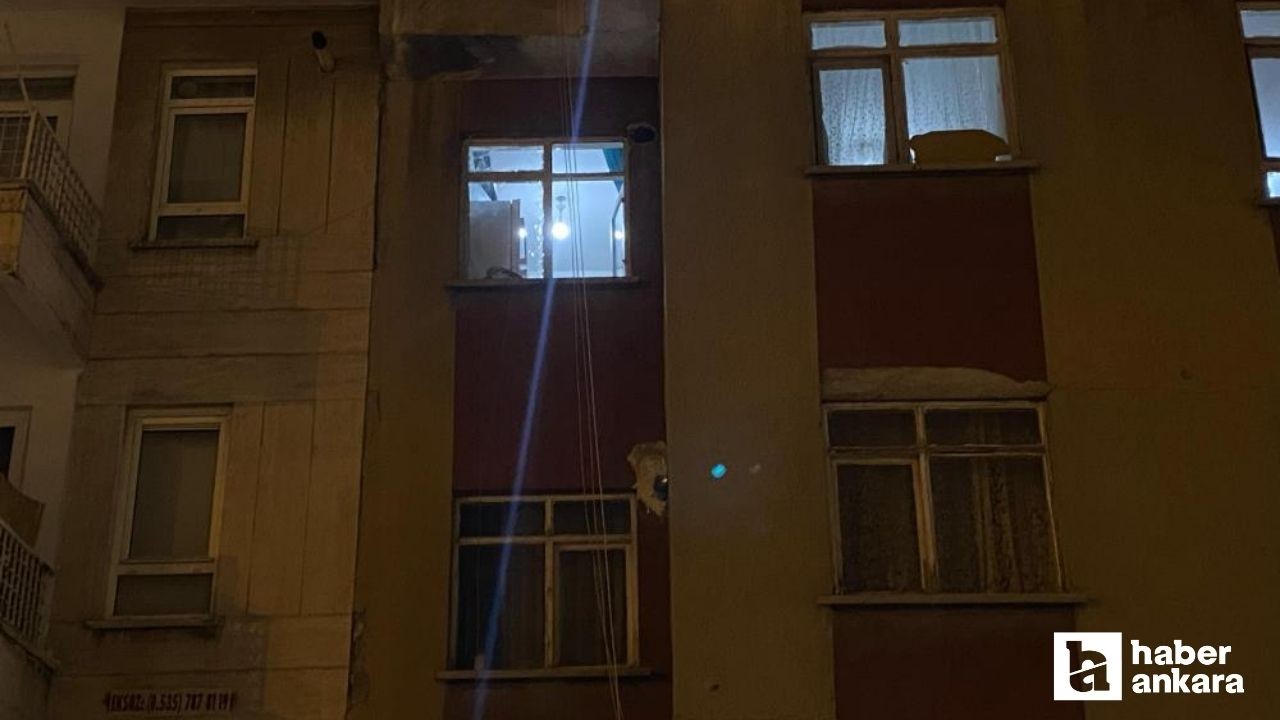 Mamak'ta olaylı gece: Evinin camına çıktı, etrafa ateş açtı!