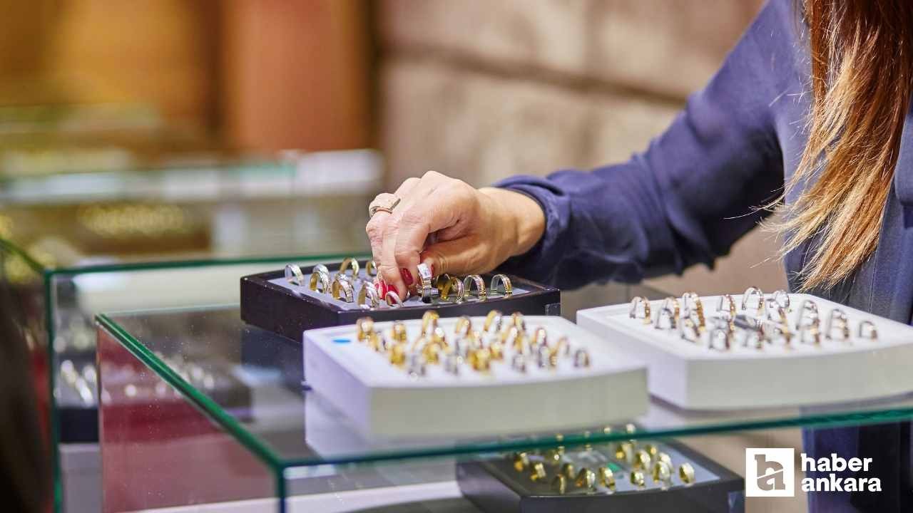 1 Mayıs kuyumcu açık mı, bugün kuyumcular çalışıyor mu?