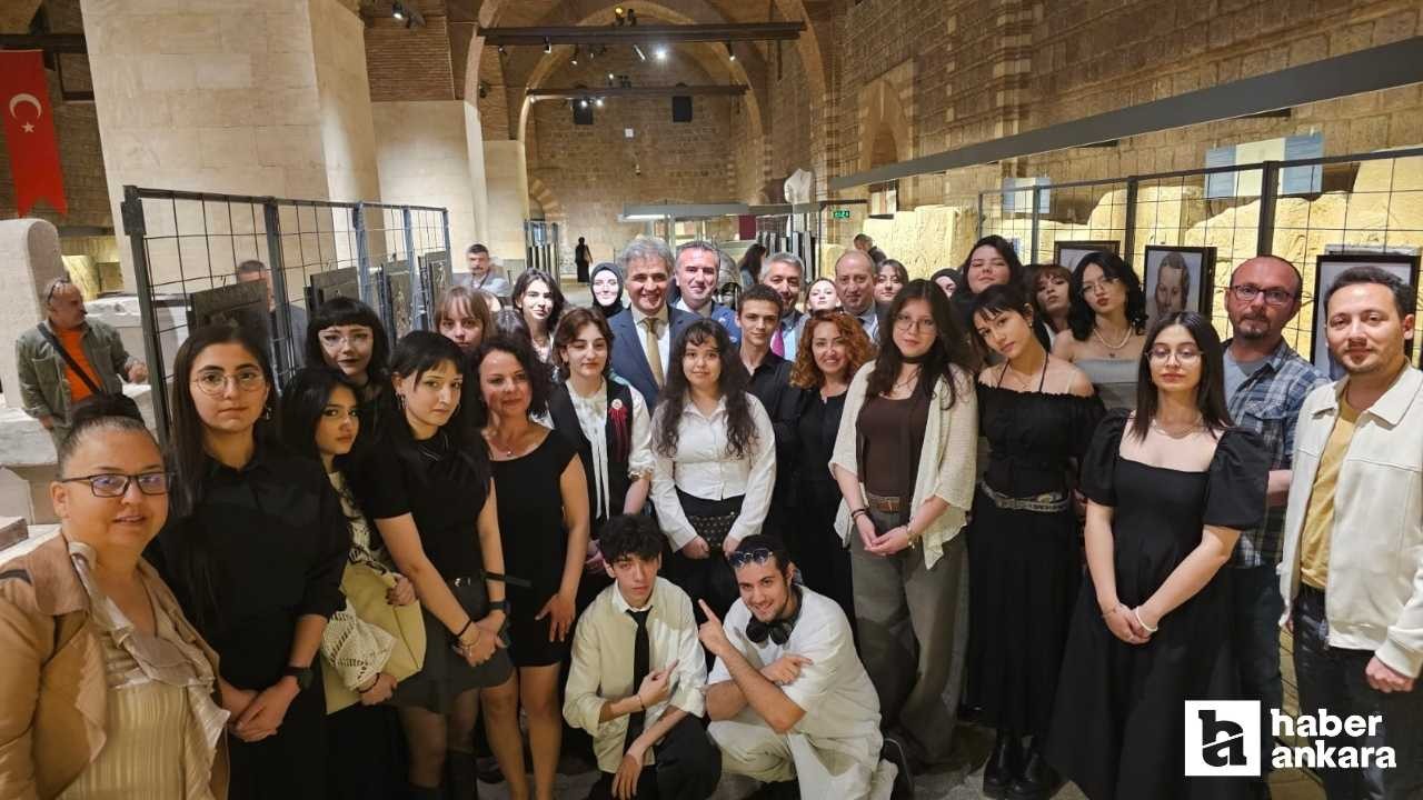 Mimar Sinan Güzel Sanatlar Lisesi'nden Türk Büyükleri Sergisi
