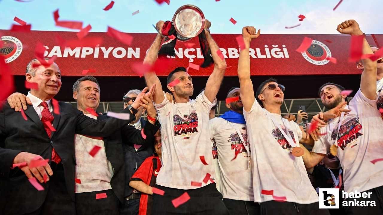 Süper Lig'e yükselen Gençlerbirliği'nde coşkulu kupa töreni