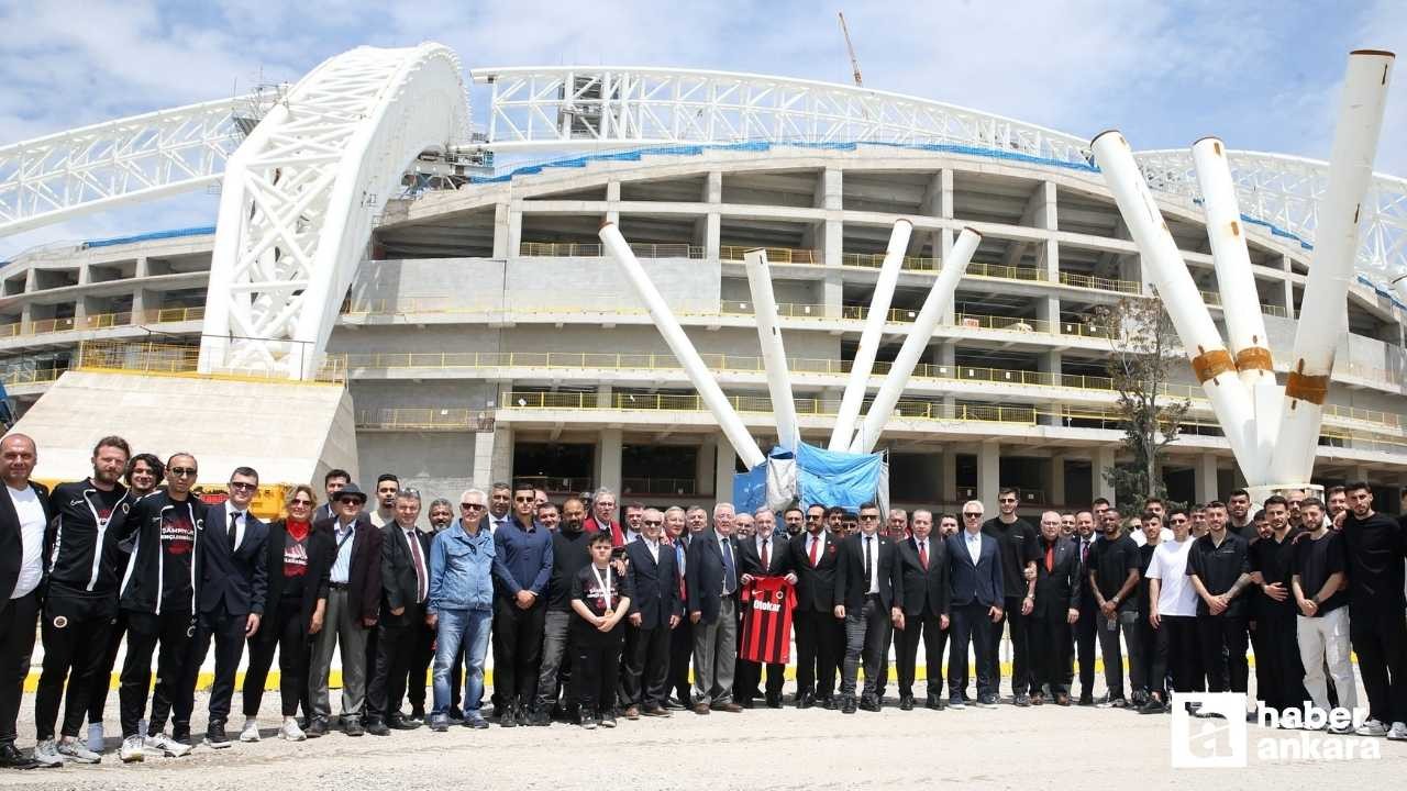 Gençlerbirliği heyeti 19 Mayıs Stadyumu'nda çalışmaları inceledi