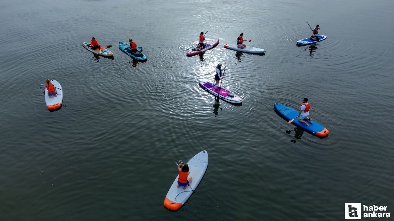 Mogan Gölü'nde erken saatlerde Sup Board eğitimi yapıldı