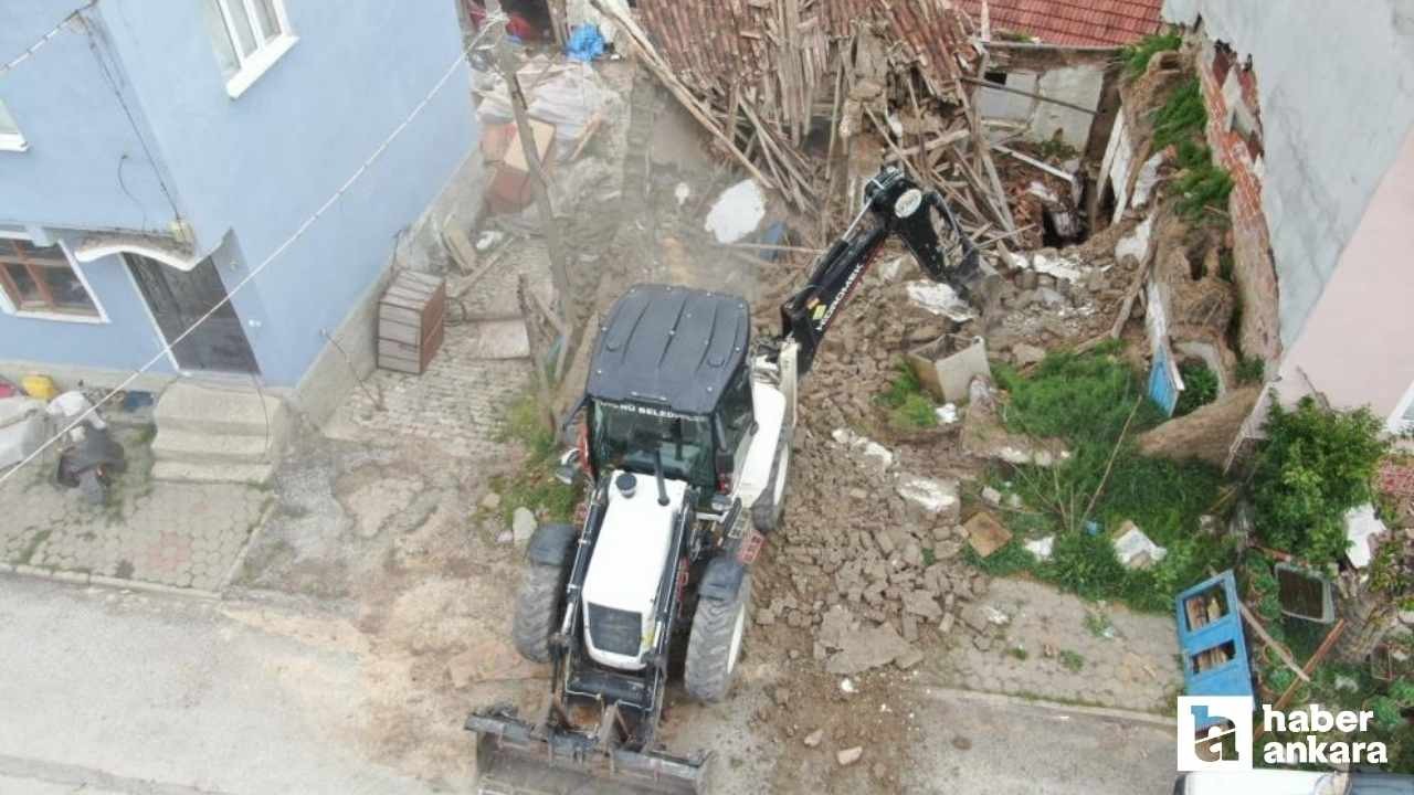 Eskişehir'de metruk binaların yıkımı sürüyor!