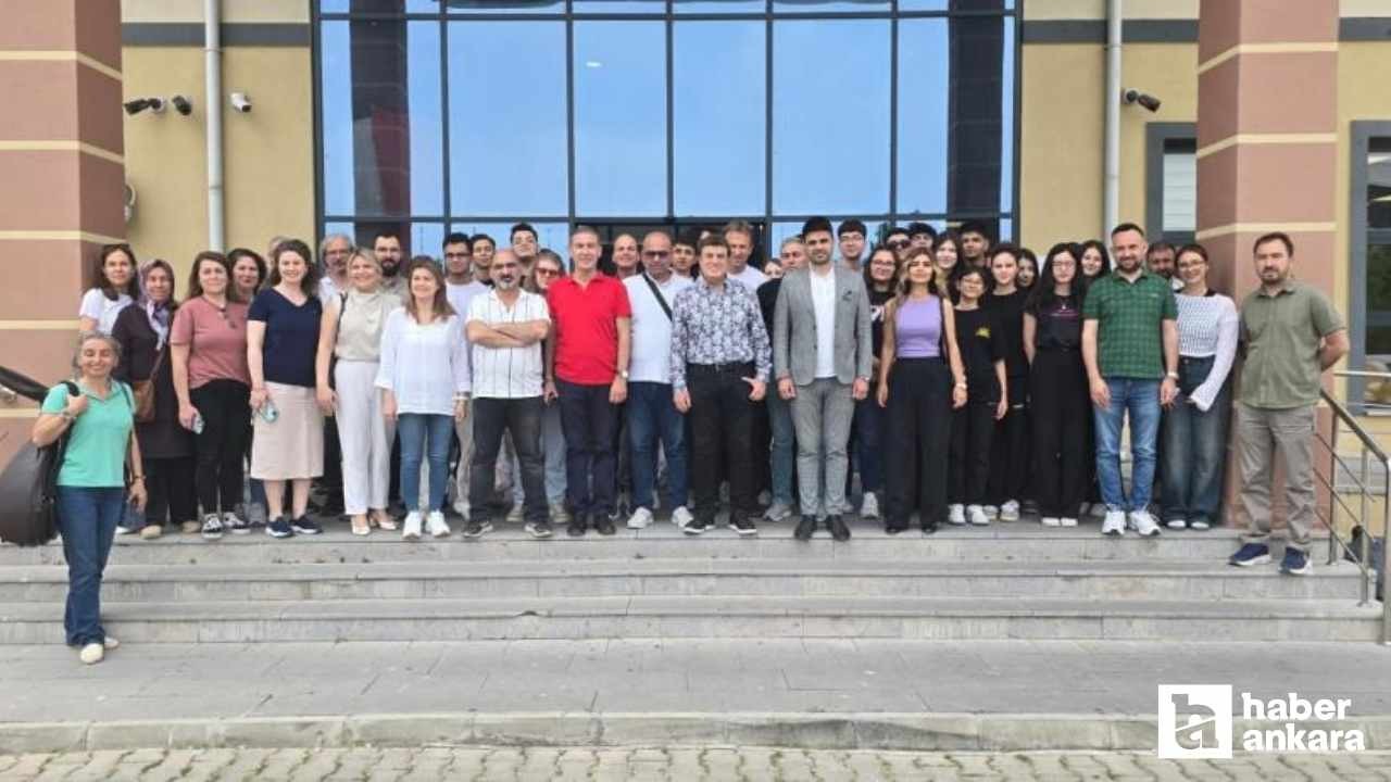 Coşkun Sabah lise öğrencileriyle bir araya geldi!