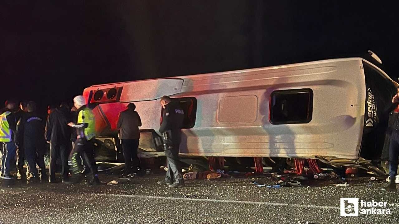 Kahramanmaraş'ta minibüs devrildi! 1 kişi hayatını kaybetti, 5'i ağır 19 yaralı