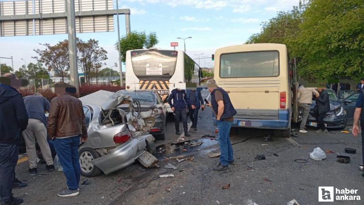 Ankara'da işçi minibüsü trafik ışıklarında bekleyen araçlara çarptı: 14 yaralı