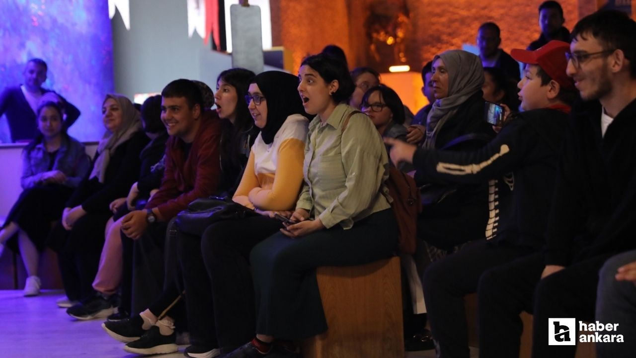 Etimesgut Belediyesi Feza Gürsey Bilim Merkezine gezi düzenledi