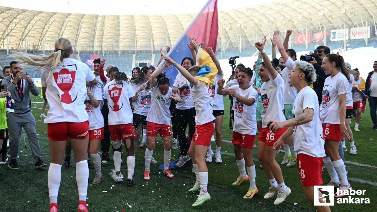 Şampiyon ABB Fomget kupasına kavuşuyor