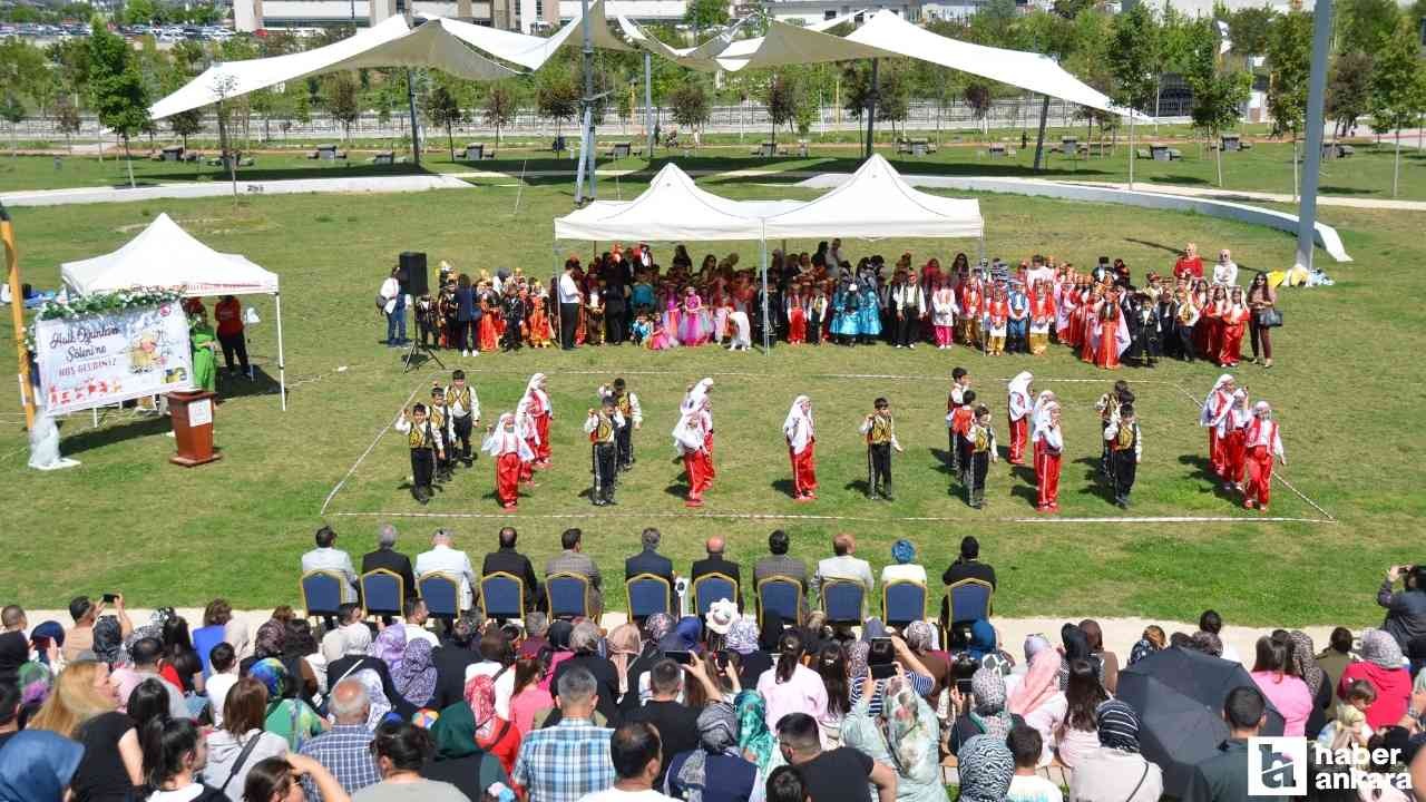 Kahramankazan'da öğrencilerden 2. Halk Oyunları Şöleni