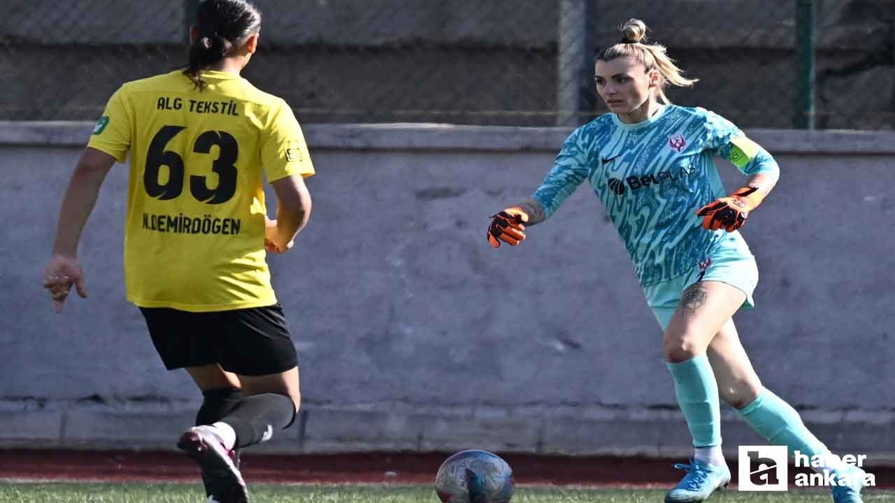 Kaptan Selda Akgöz takımda kaldı, Sedanur İncik transfer edildi