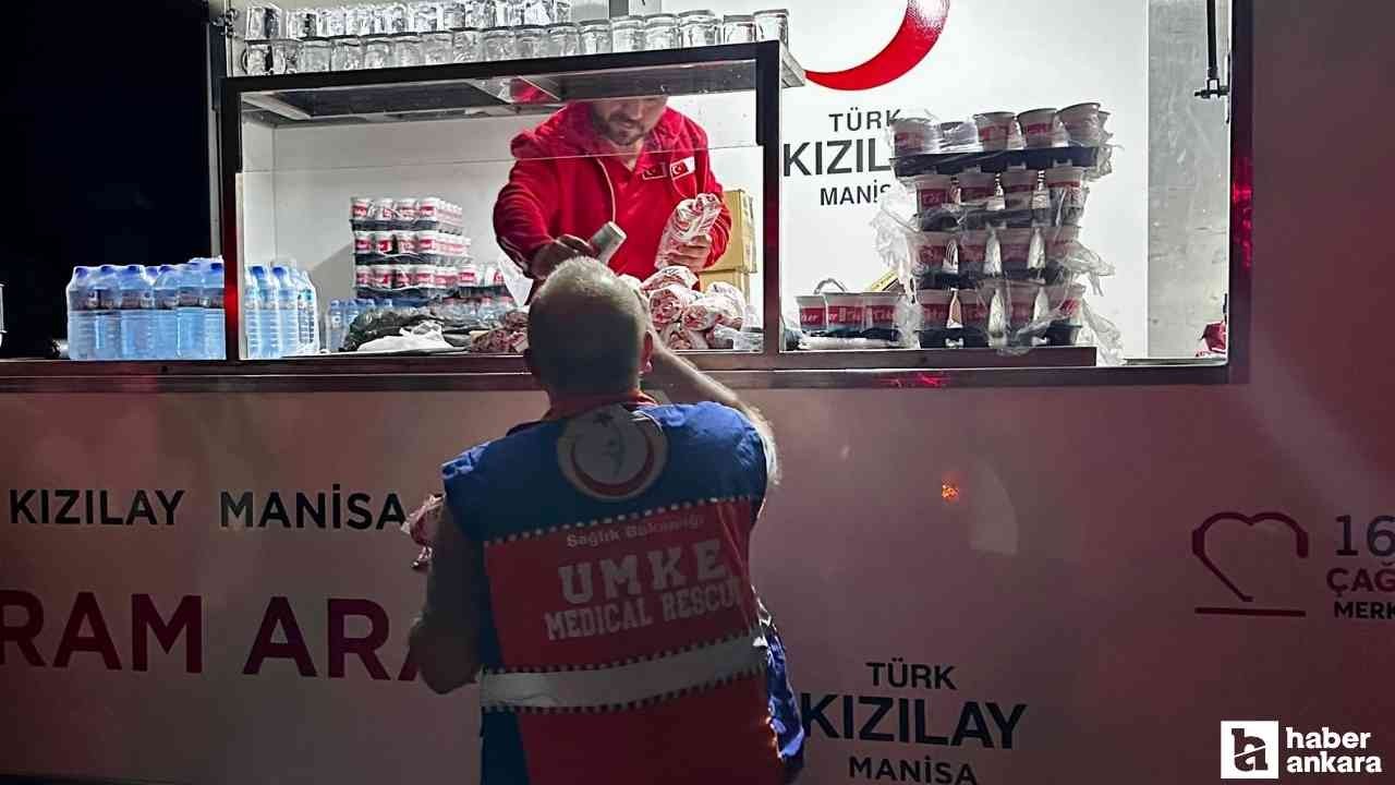 Kızılay orman yangınlarından etkilenenlere kumanya desteği veriyor