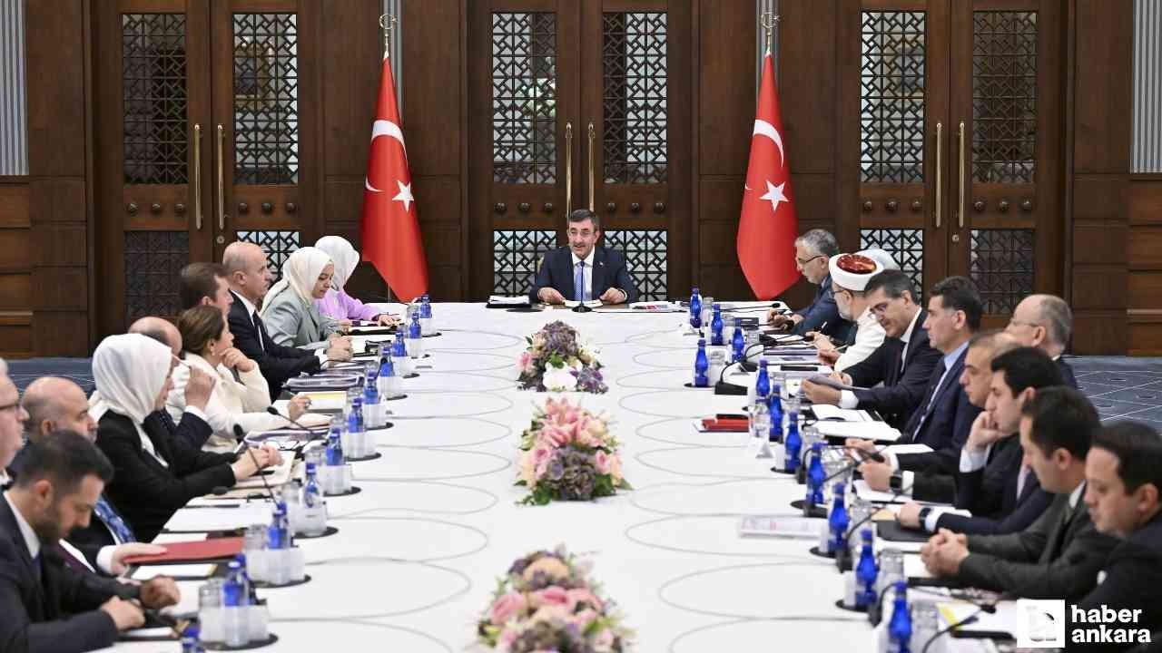 Cevdet Yılmaz, aileyi güçlendirecek eylem planlarının hayata geçirileceğini açıkladı