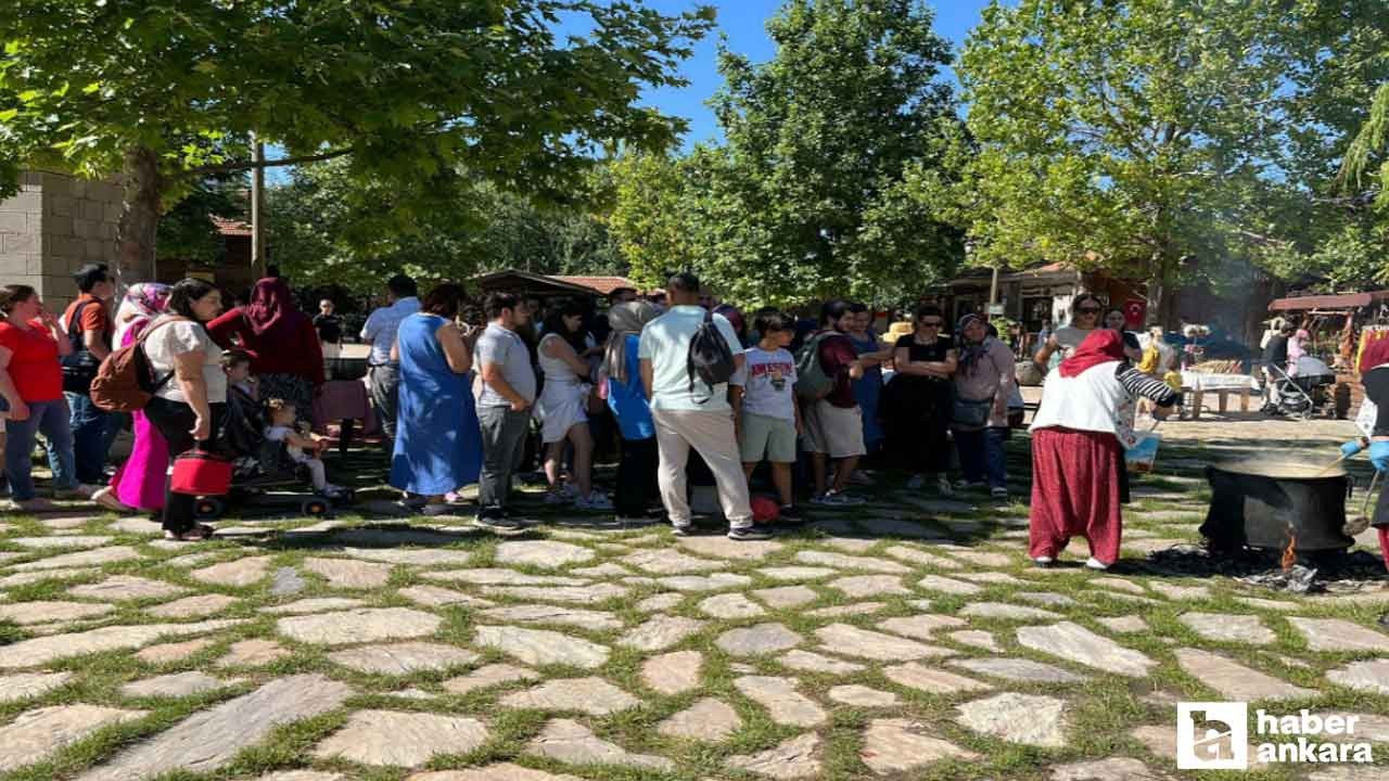 Altındağ Belediyesi'nin aşure kazanı Altınköy’de kaynadı!