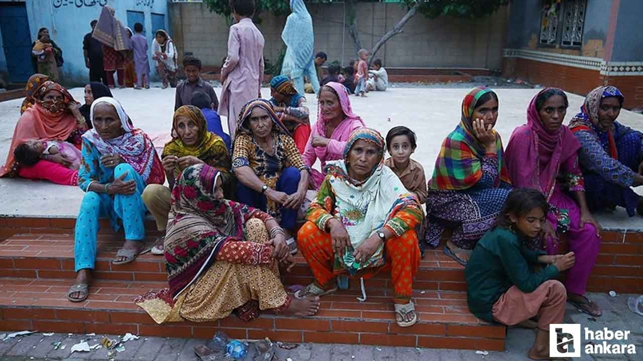 Pakistan'da sel felaketi 'acil durum' ilan edildi