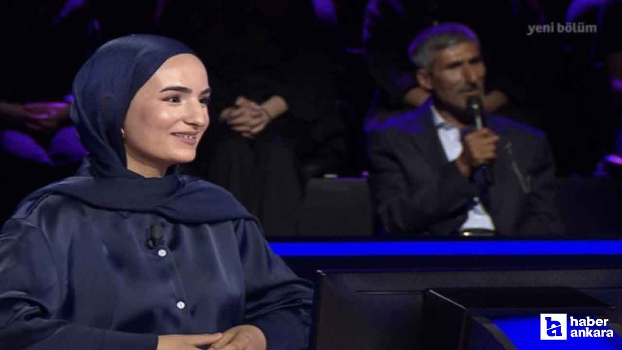YKS çıkışında babasının çiçekle karşıladığı kız Kim Milyoner Olmak İster'e katıldı!