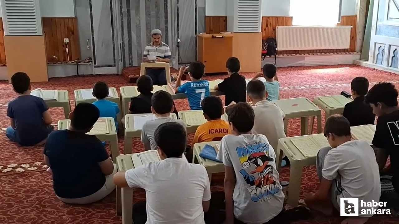 Ankara'da Kur'an kursu öğrencilerinden anlamlı bağış