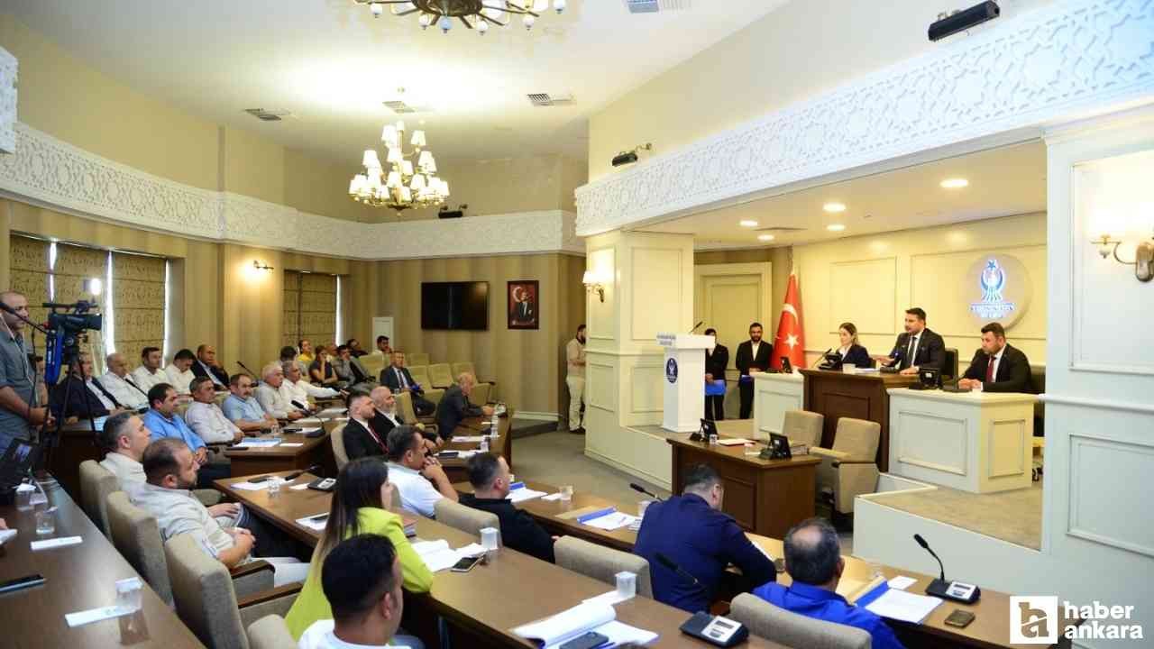 Başkan Çırpanoğlu: 'Kısıtlı bütçeyle iyi bir yönetim sergiliyoruz'