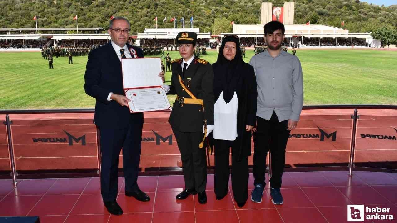 Şehit Ömer Halisdemir'in kızı teğmen oldu!