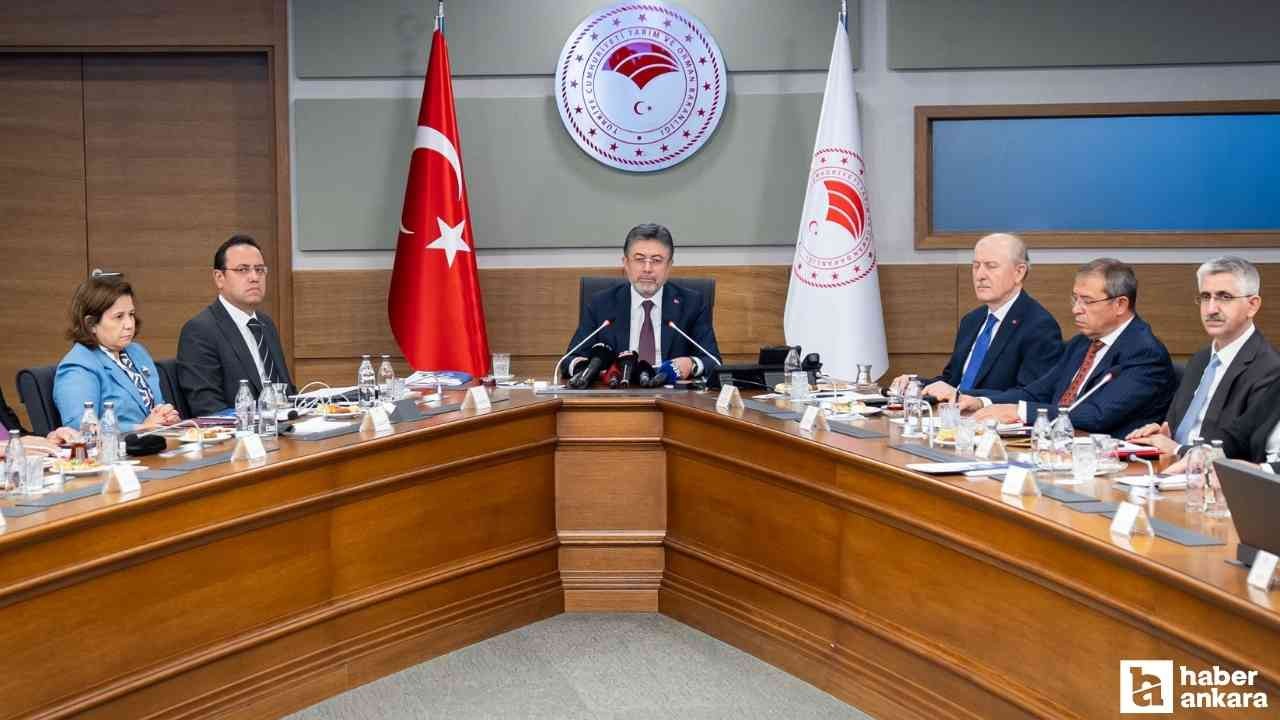 Bakan Yumaklı, Ankara'da düzenlenen Ulusal Su Kurulu toplantısında konuştu