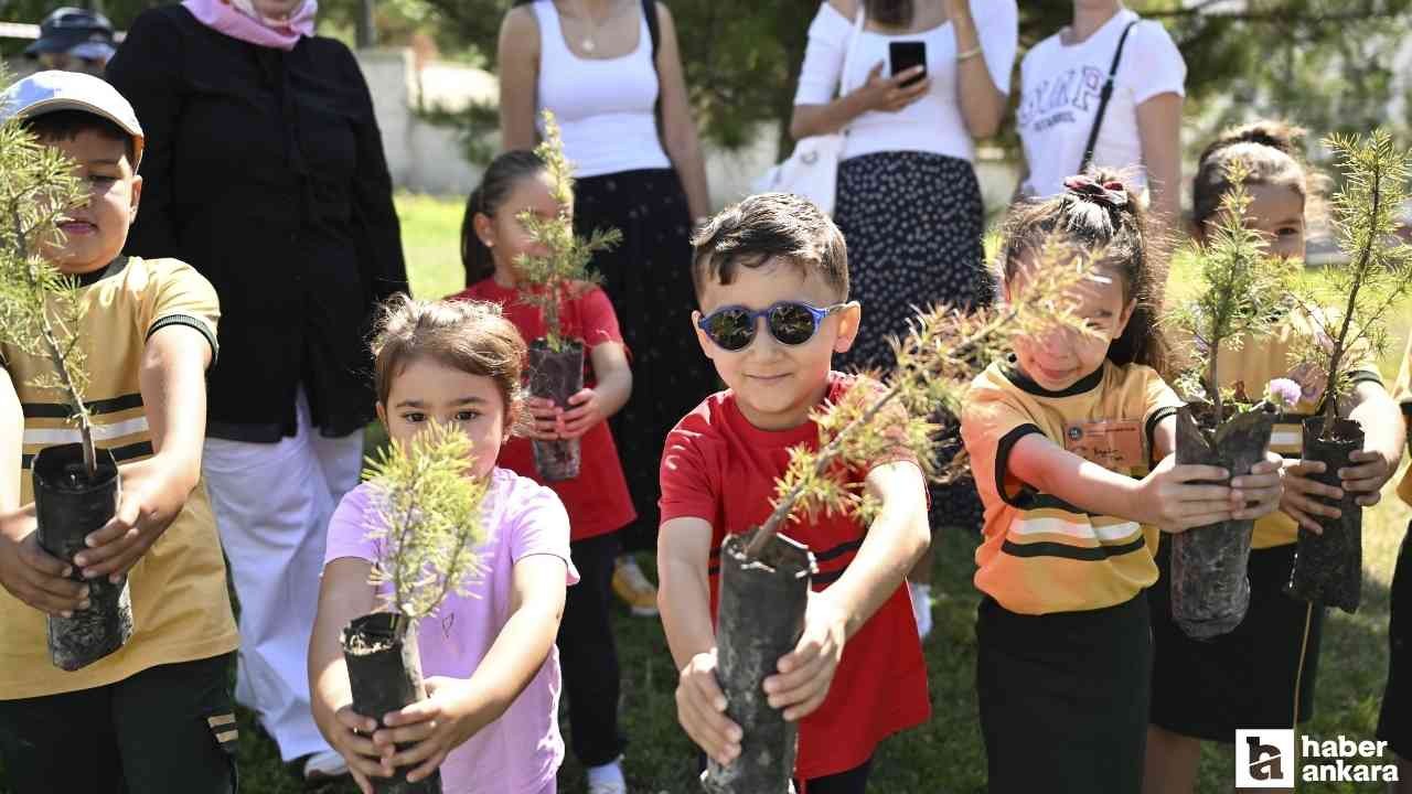 Başkentte minikler uyum haftası kapsamında fidan dikimi yaptı!