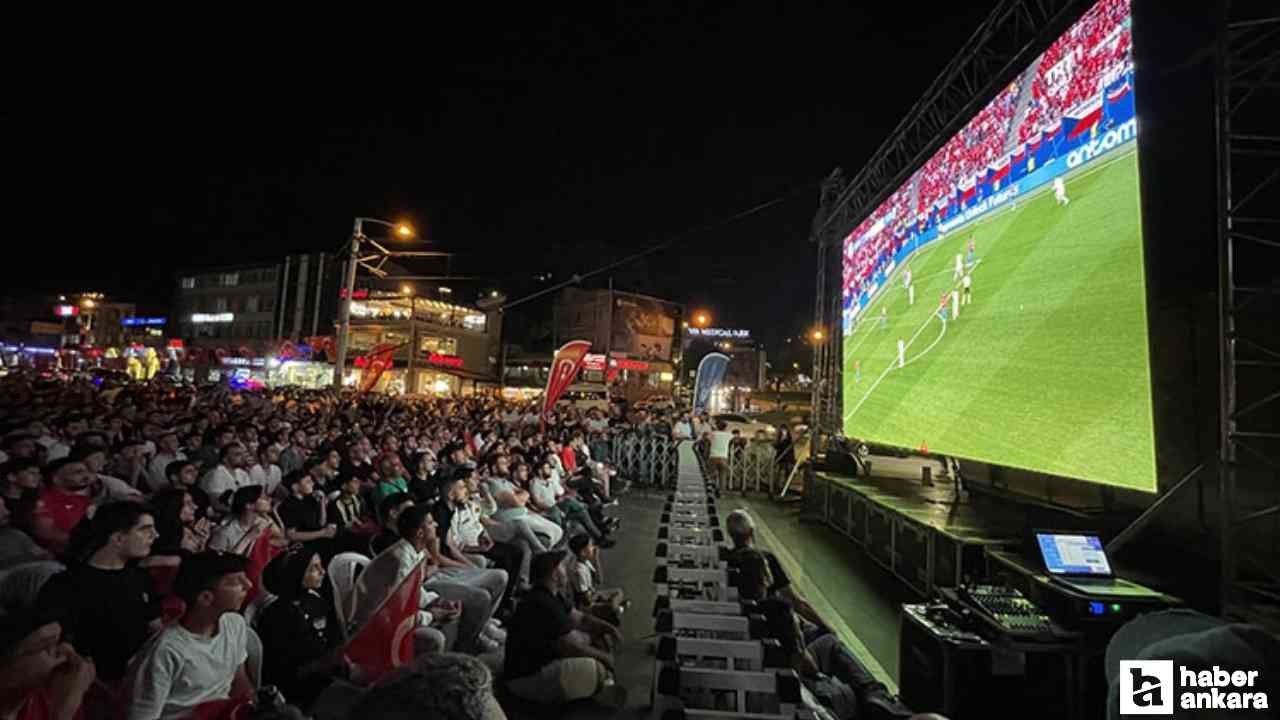 ABB'den milli maç daveti: 'Sandalyeni kap gel'