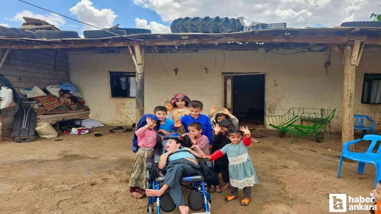 Polis memuru Şahin, 30 bin akülü tekerlekli sandalye dağıttı