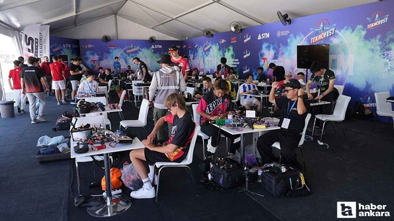 Dünyanın en iyi dron pilotları, TEKNOFEST İstanbul'da kozlarını paylaşacak