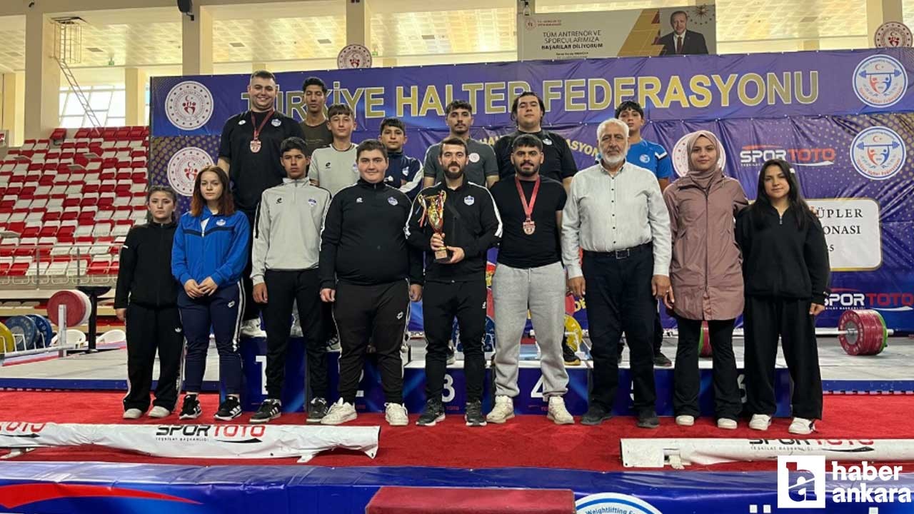 Kahramankazan Belediyespor Kulübü Halter Takımı'ndan yeni madalya
