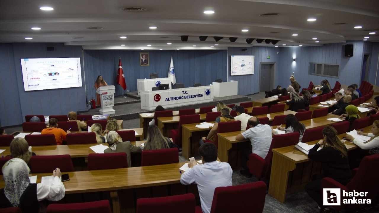 Altındağ Belediyesi'nde Salı Sohbetleri programı yeni sezona başladı