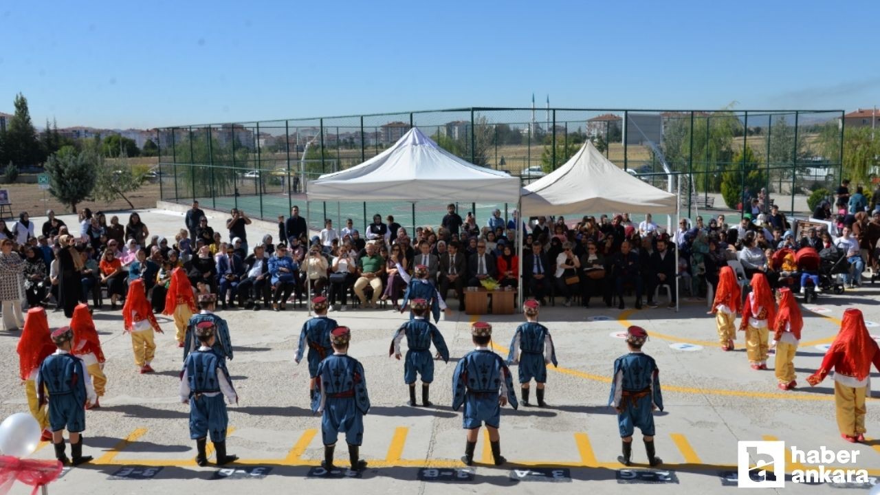 Kahramankazan'da minik öğrenciler İlköğretim Haftası'nı kutladı