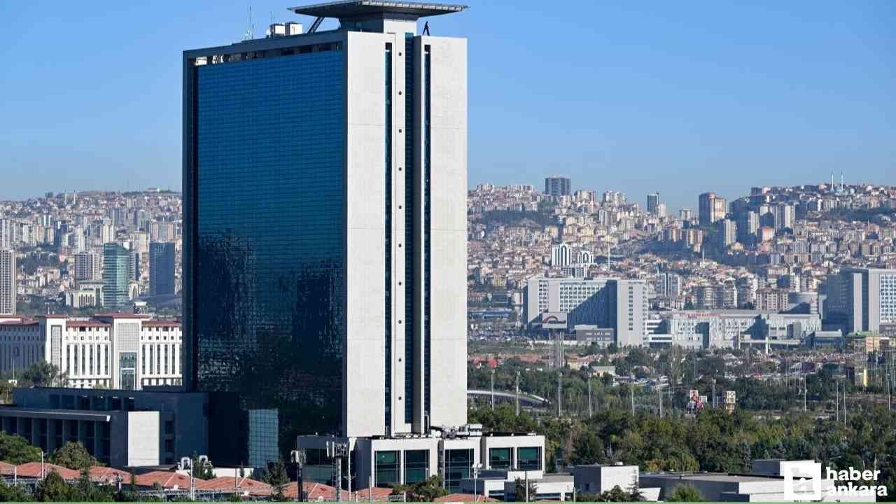 ABB, Melek Mosso konserinin 17 Ekim'de yapılacak ihalesini iptal etti!