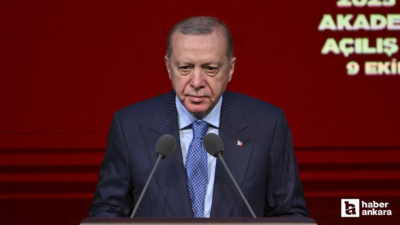 Cumhurbaşkanı Erdoğan açıkladı! Üniversitelerde 3 yılda mezuniyet geliyor!