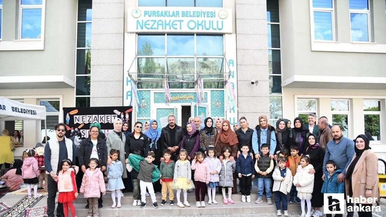 Pursaklar'daki okullarda küçük öğrencilere nezaket eğitimi
