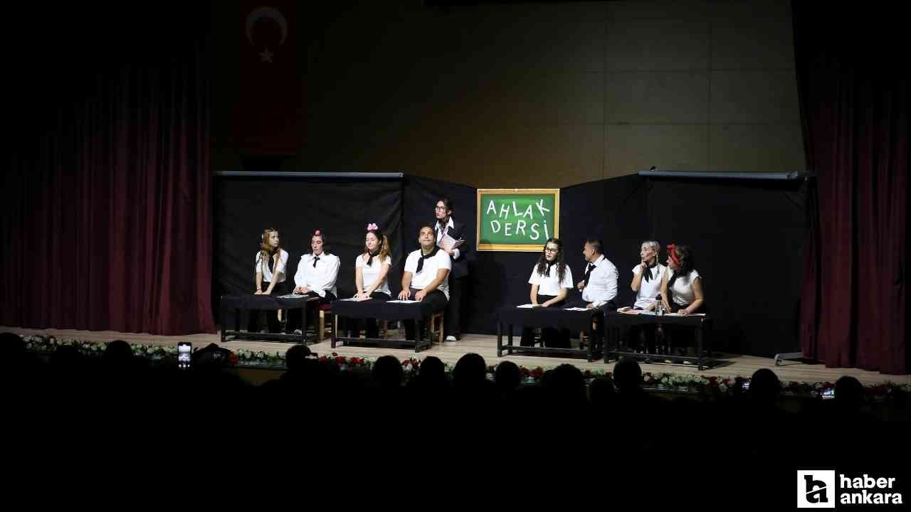 ABB 'Mahallede Tiyatro Var' projesini Keçiören'de başlattı